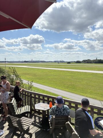 Bikertreff Coffee to Fly am Hamburger Flughafen